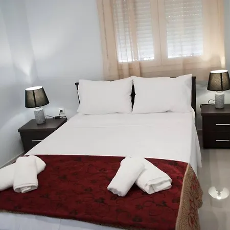 Mina's Spacious : June '23 Renovated * Thessaloniki