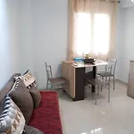 Mina's Spacious : June '23 Renovated Apartman *