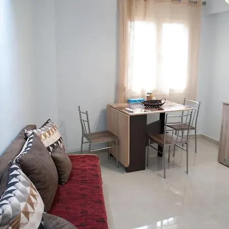 Mina's Spacious : June '23 Renovated Appartement *